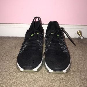 Nike Air Max Sneakers